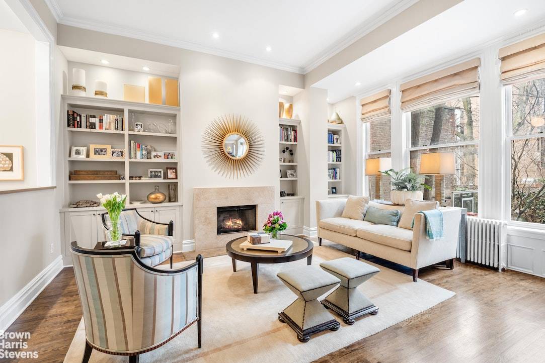 Rare opportunity to purchase a true 4 bedroom, 3 bathroom duplex condominium apartment in a prewar brownstone, in the heart of Brooklyn Heights, right by the promenade.