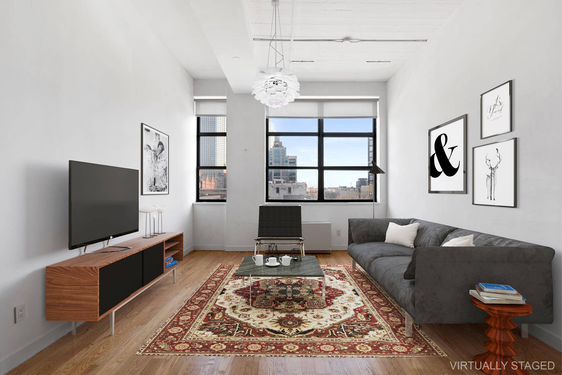 OVERSIZED 1 BEDROOM LOFT IN PRIME HUNTERS POINT LOCATION New the market is this very sizeable and sunny 1 Bedroom 1 Bath loft in one of Long Island City's premier ...