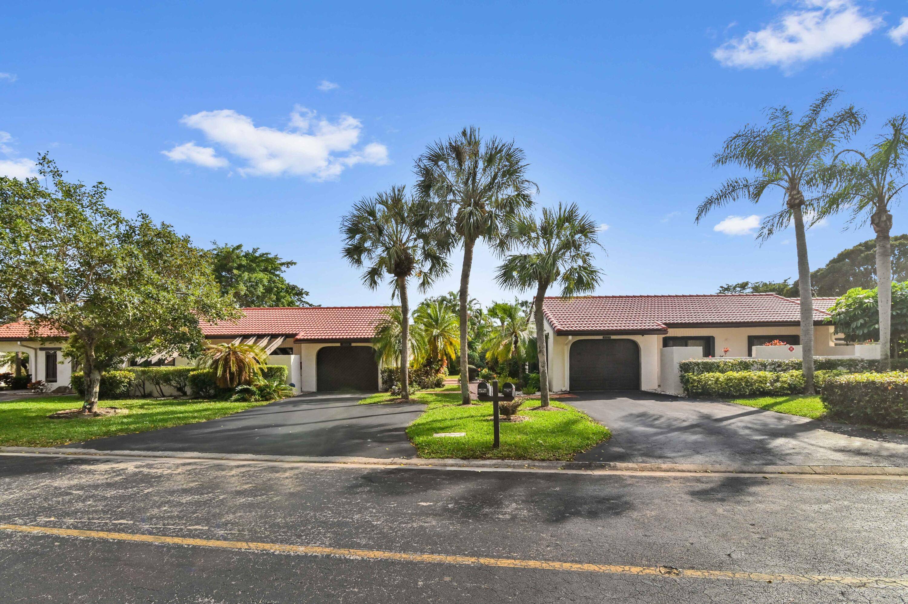 Welcome to your single story haven in Greens of Boca Lago Condominiums !