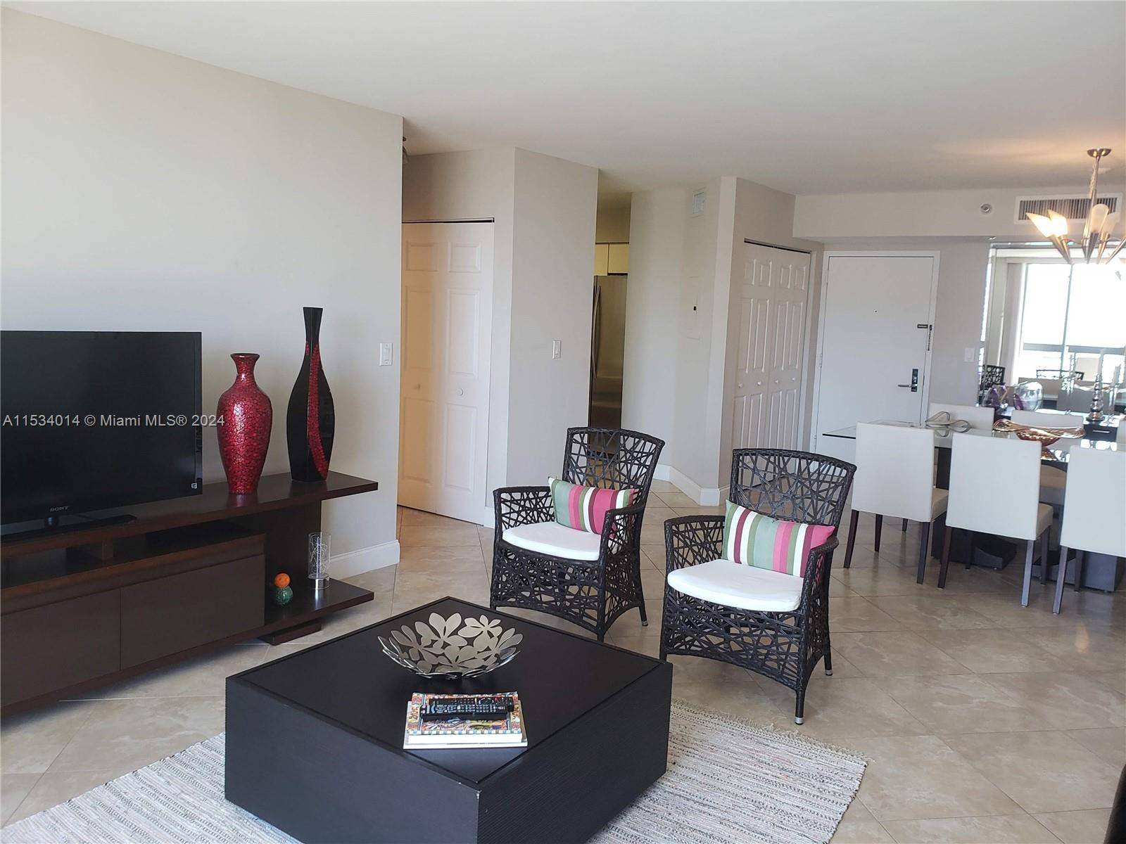 Beautiful unit in Mystic Pointe Tower 500 Aventura 2 Beds 2 Baths 1, 091 sq.