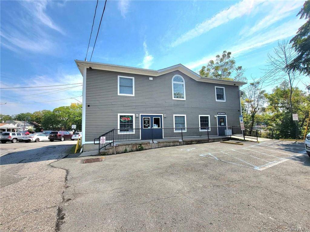 Turn key amp ; thriving income producing laundromat with wash amp ; fold service for sale in the heart of Washingtonville.