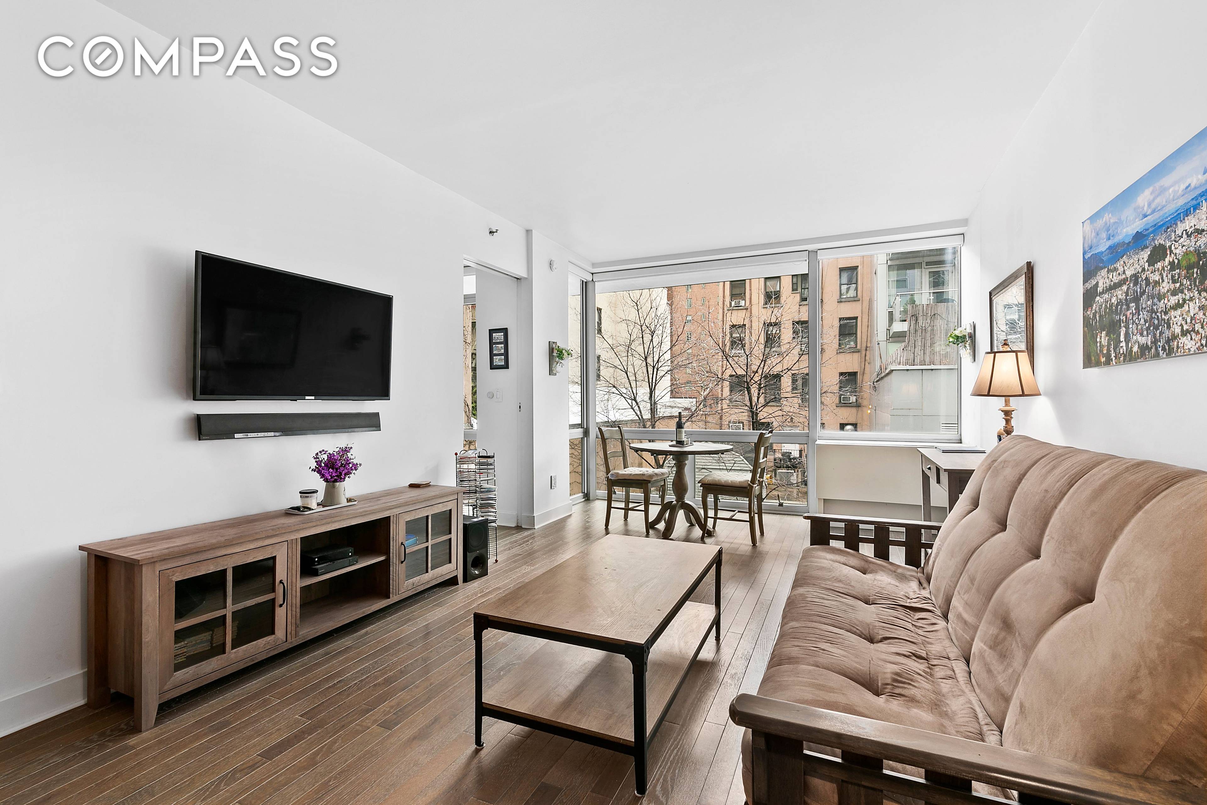 Located in the highly desirable East Village neighborhood, this newly renovated, flexible 2 bed 1.