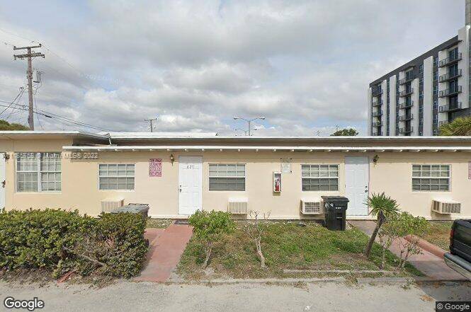 Star Bay Realty is proud to present a great value add Quad Plex opportunity located a few blocks from E Sunrise Blvd and US 1.