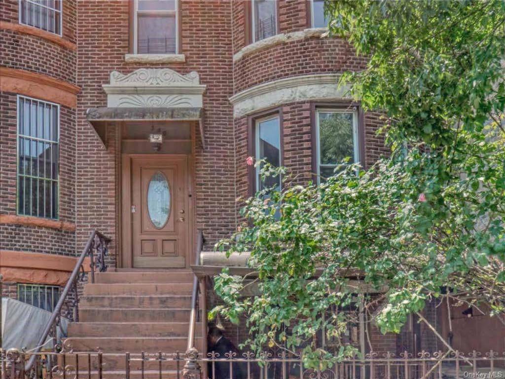This exceptional property in vibrant Sunset Park spans 3, 200 sq ft across two units, with potential for a third, and offers an additional 2, 500 buildable SF.