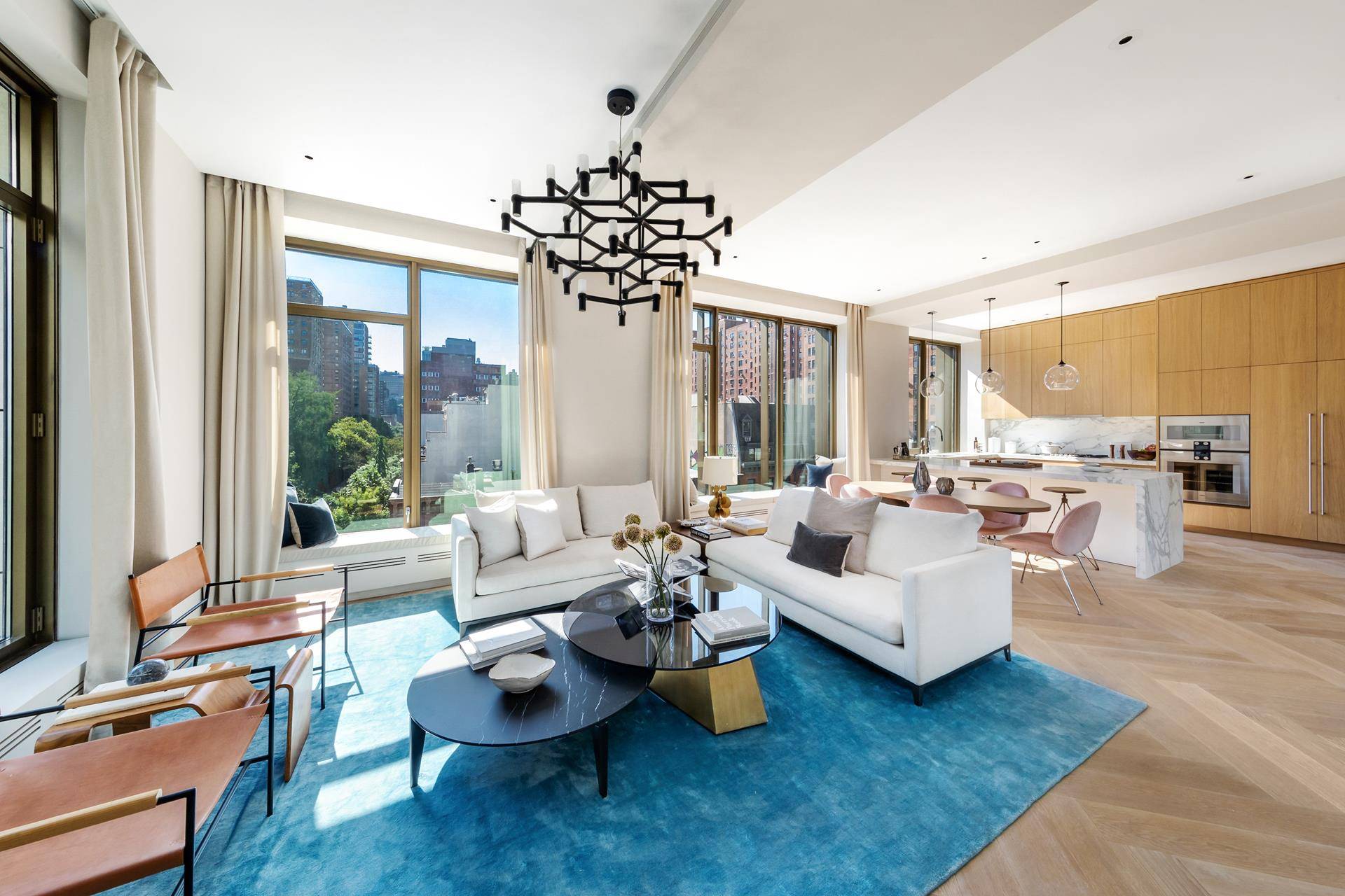 Welcome to The Emerson at 500 West 25thStreet, a beacon of elevated luxury and lifestyle in the heart of West Chelsea.
