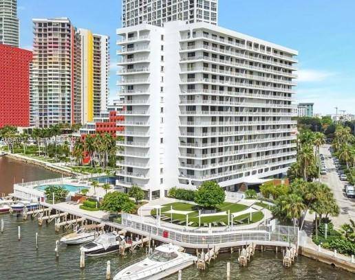 Prime investment opportunities await within the highly coveted enclave of Brickell Harbour.