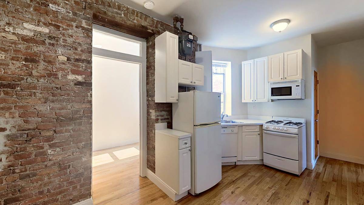 Newly renovated 2BR in a well kept walk up building.