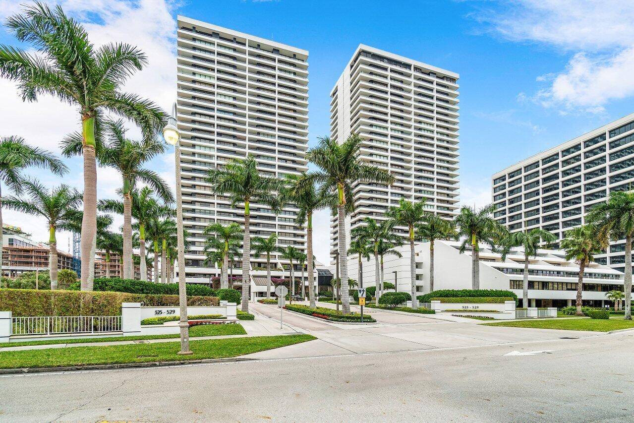 Incredible Ocean, Palm Beach Intracoastal Waterway views from this 2 BR 2BA turnkey furnished rental.
