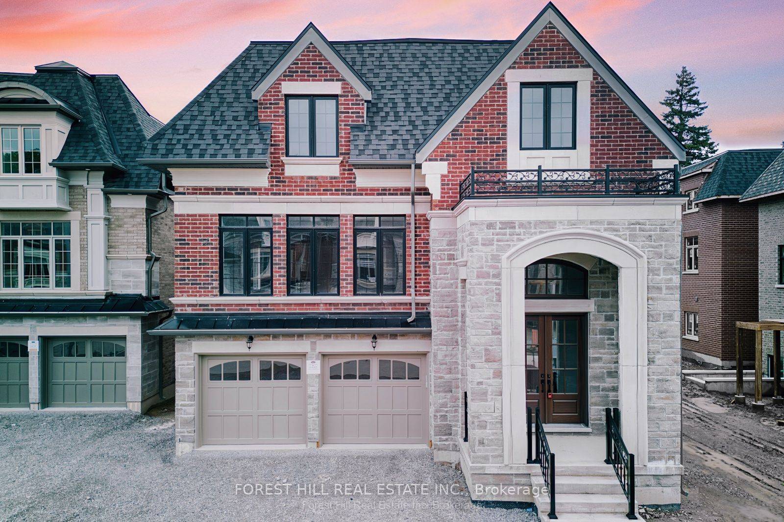 Assignment SALE Brand NEW Never Lived In Custom Build Home In The Heart Of North York !