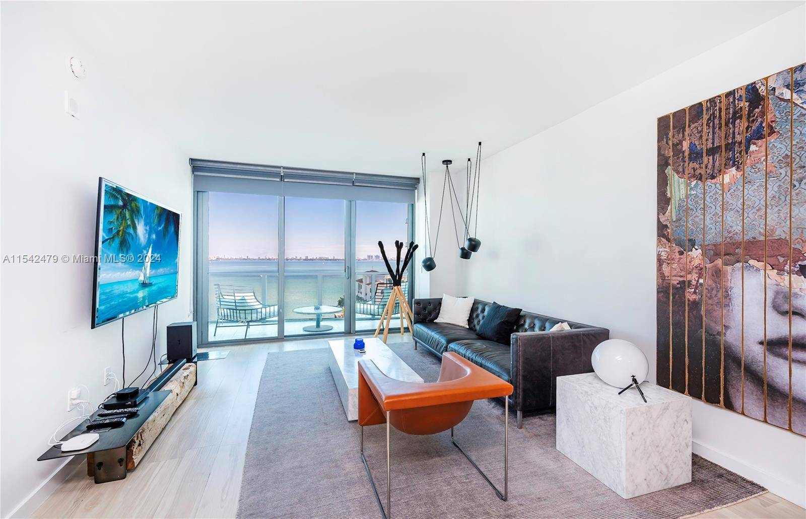Amazing opportunity to own this stunning 2 bedroom, 2 bathroom condo at Icon Bay in Edgewater, open kitchen with upgraded subzero refrigerator, wine cooler, walk in closets, electric blinds in ...