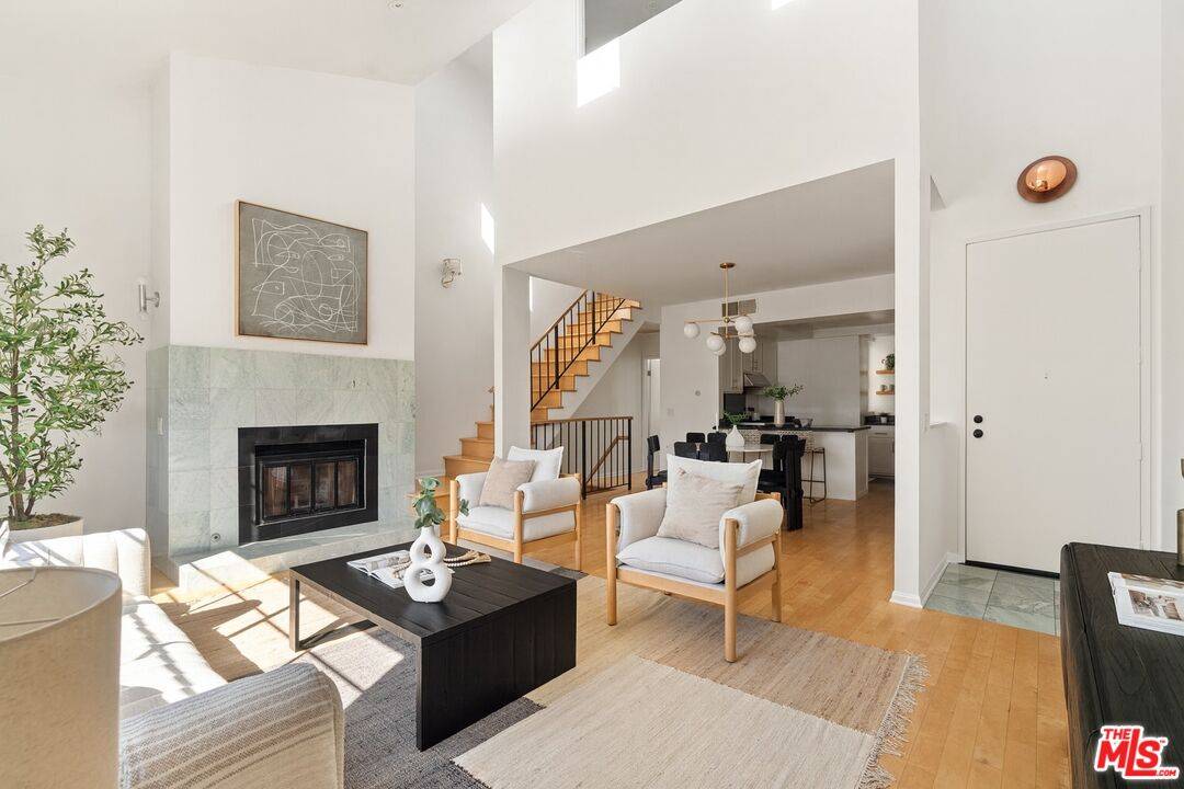 12515 Pacific Ave 3BR Marina Del Rey La