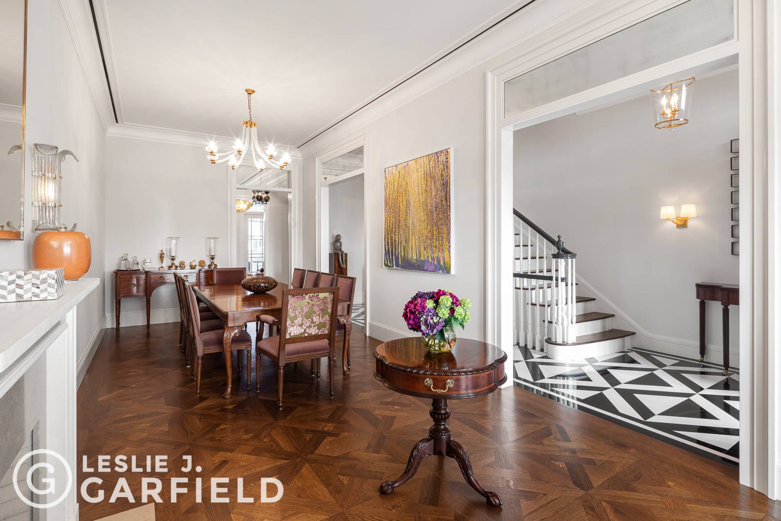 30 West 85th Street is a magnificently renovated, elevatored, 21 foot wide, single family home that is the embodiment of state of the art opulence.