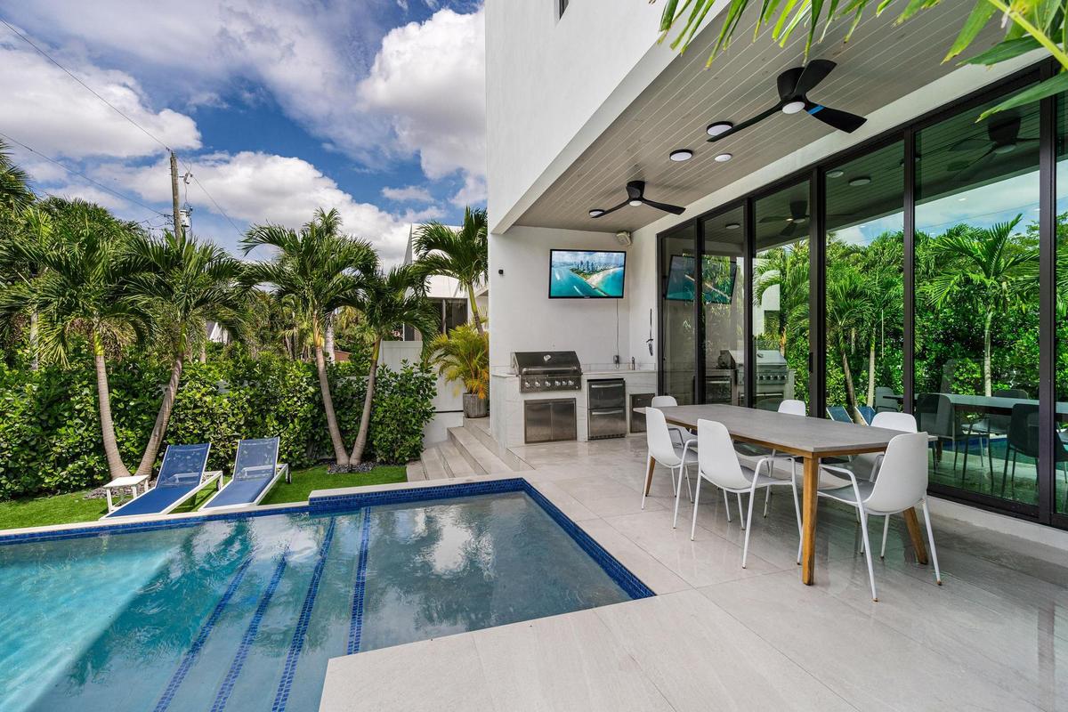 719 N Victoria Park Rd Fort Lauderdale F
