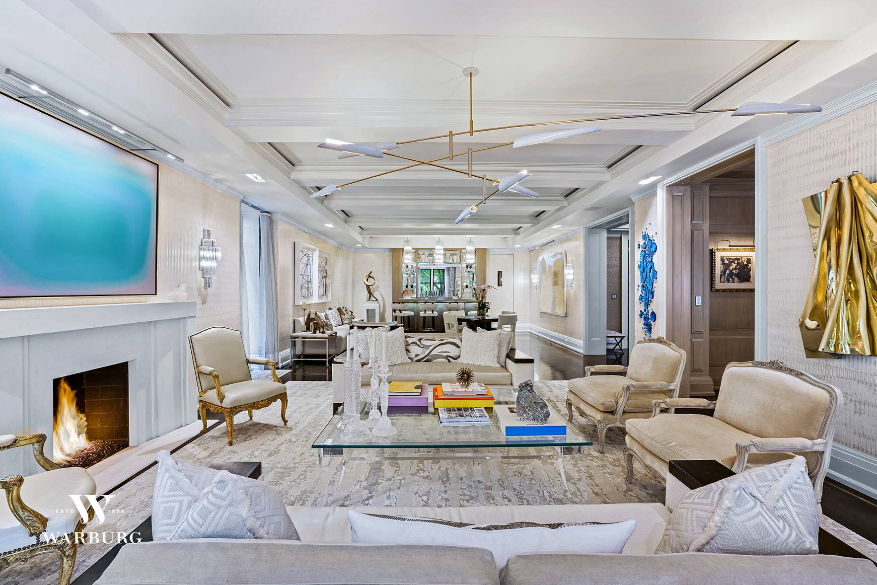 Located on the second floor with tree lined views of Park Avenue, residence 1 A D has been meticulously transformed and redesigned by renowned designer Trisha Reger.