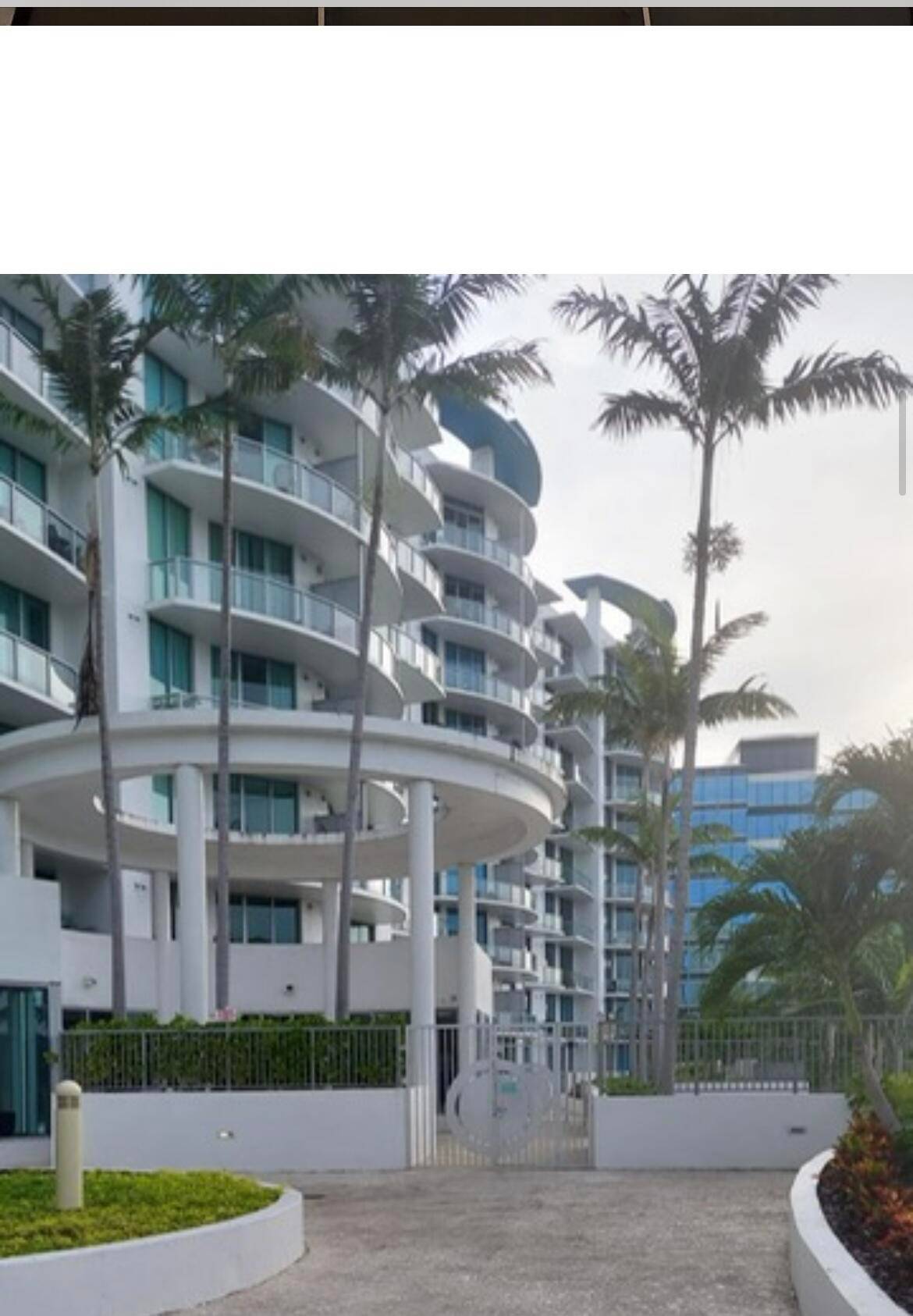 Beautiful apartment in Uptown Marina Lofts in Aventura for rent.