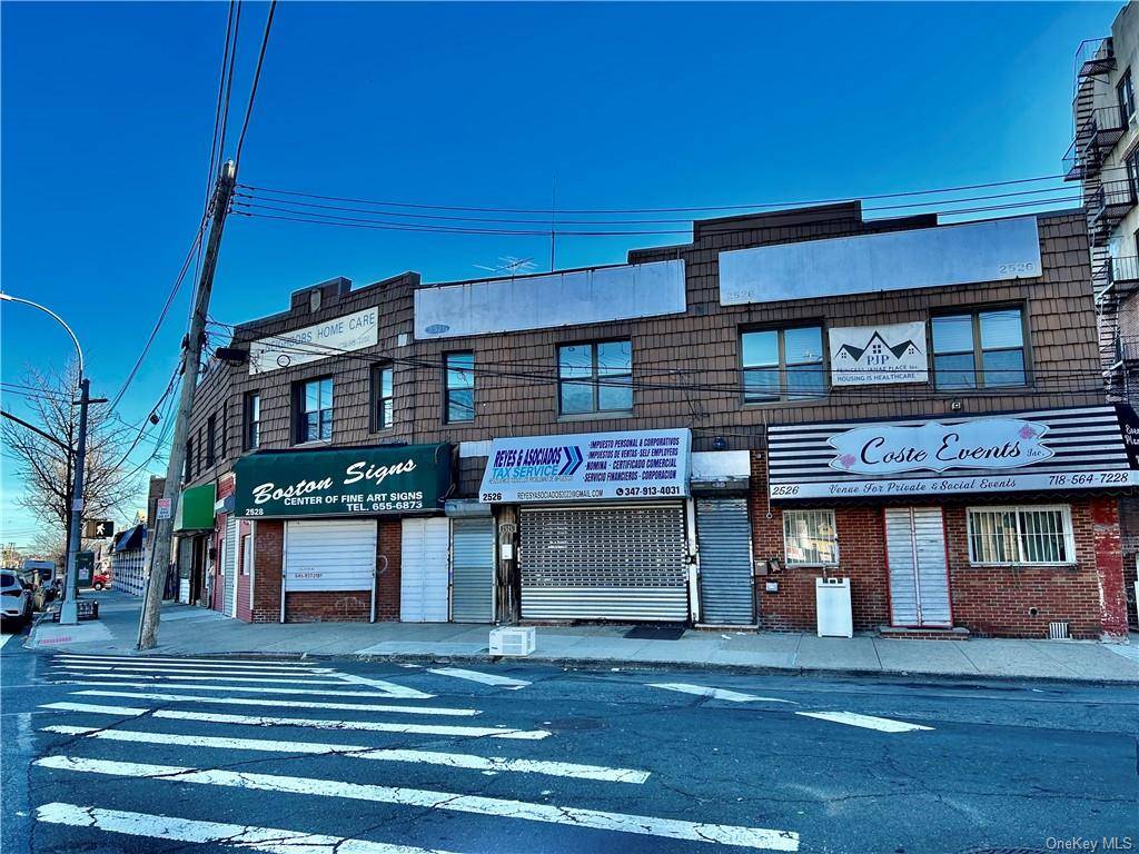 Investors, seize this incredible opportunity to own a piece of prime real estate in the bustling Bronx !