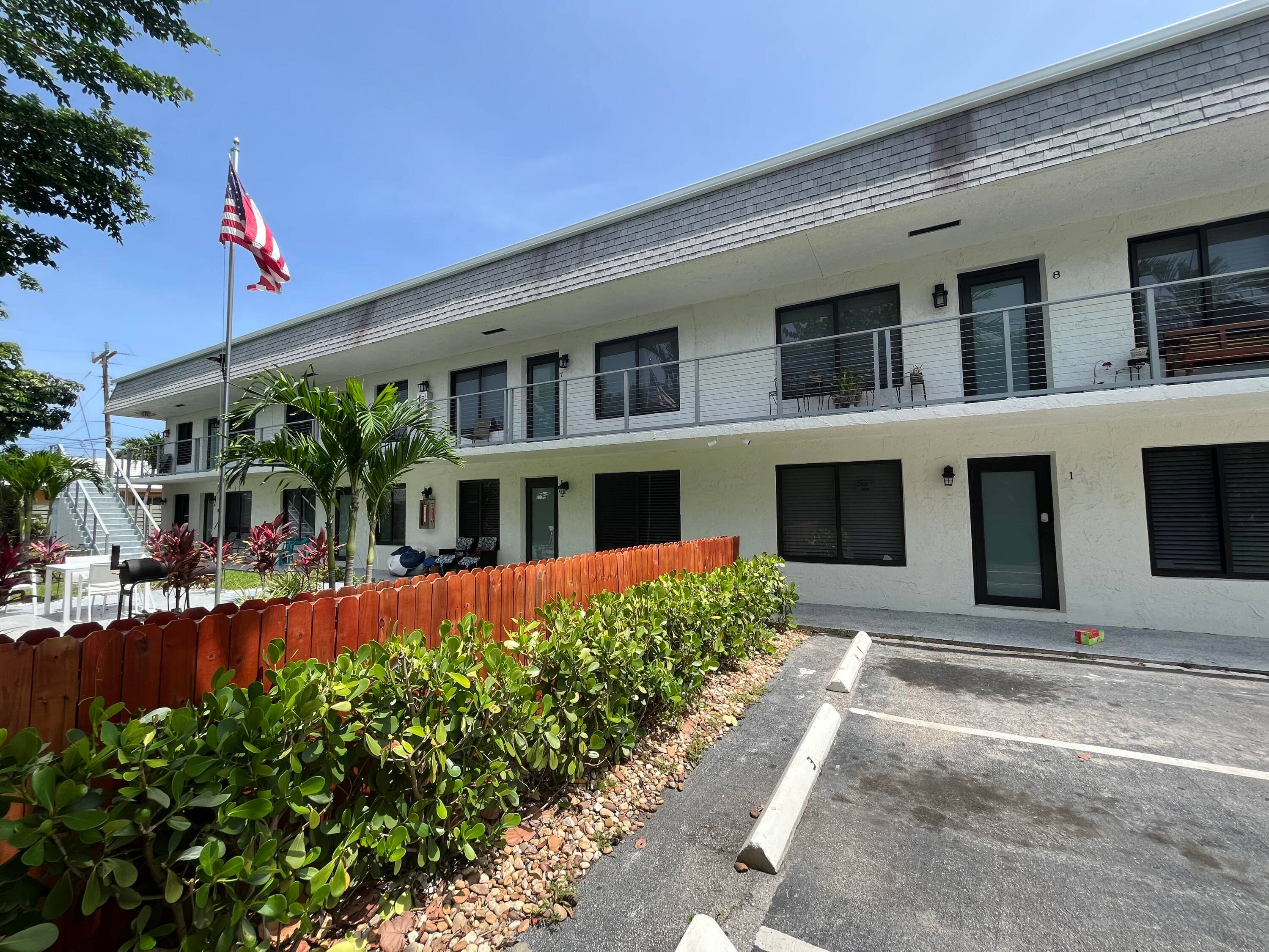Hidden Gem, 5 Star Rated Turn Key Vacation Rental known as Singer Island Escape.