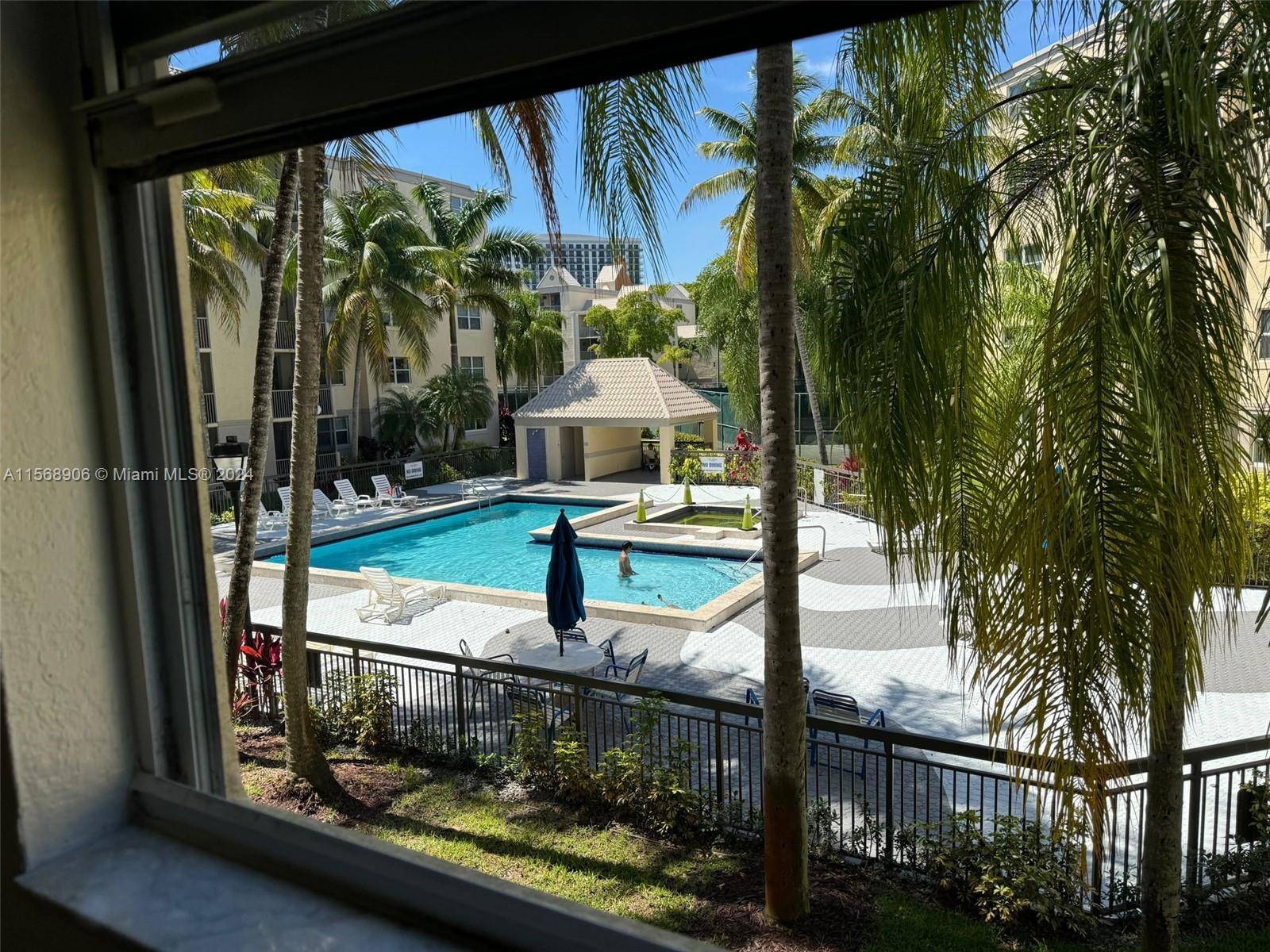 Beautiful two bedroom spacious apartment Centrally located and adjacent to Doral Downtown, great 10 rated schools, 5 miles from world class shopping International Dolphin Malls and Miami International Airport, 3 ...