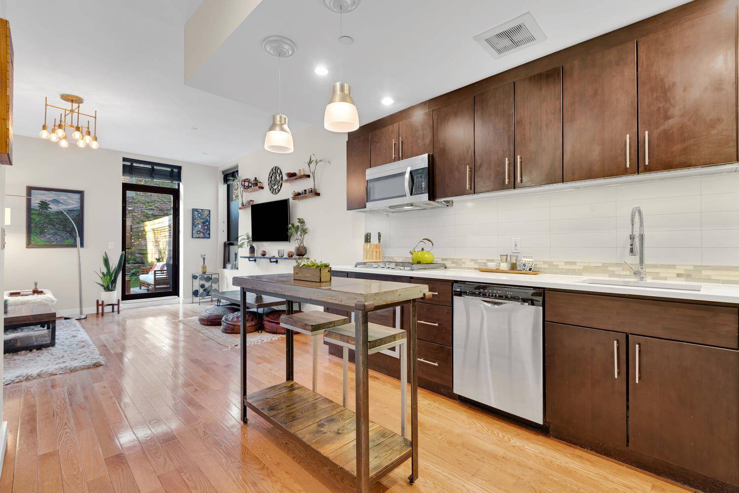 This duplex stunner has so much to love in a Brooklyn home spacious living quarters with natural light and white oak floors, a roomy lower level with radiant heated flooring, ...