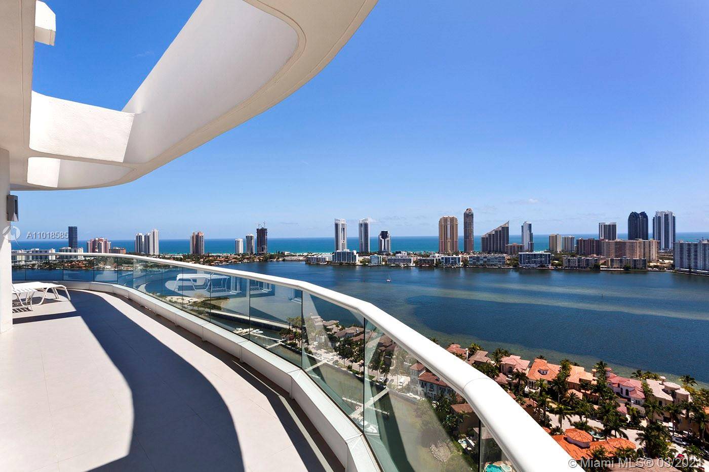 Stunning contemporary penthouse on Aventura's coveted William's Island.