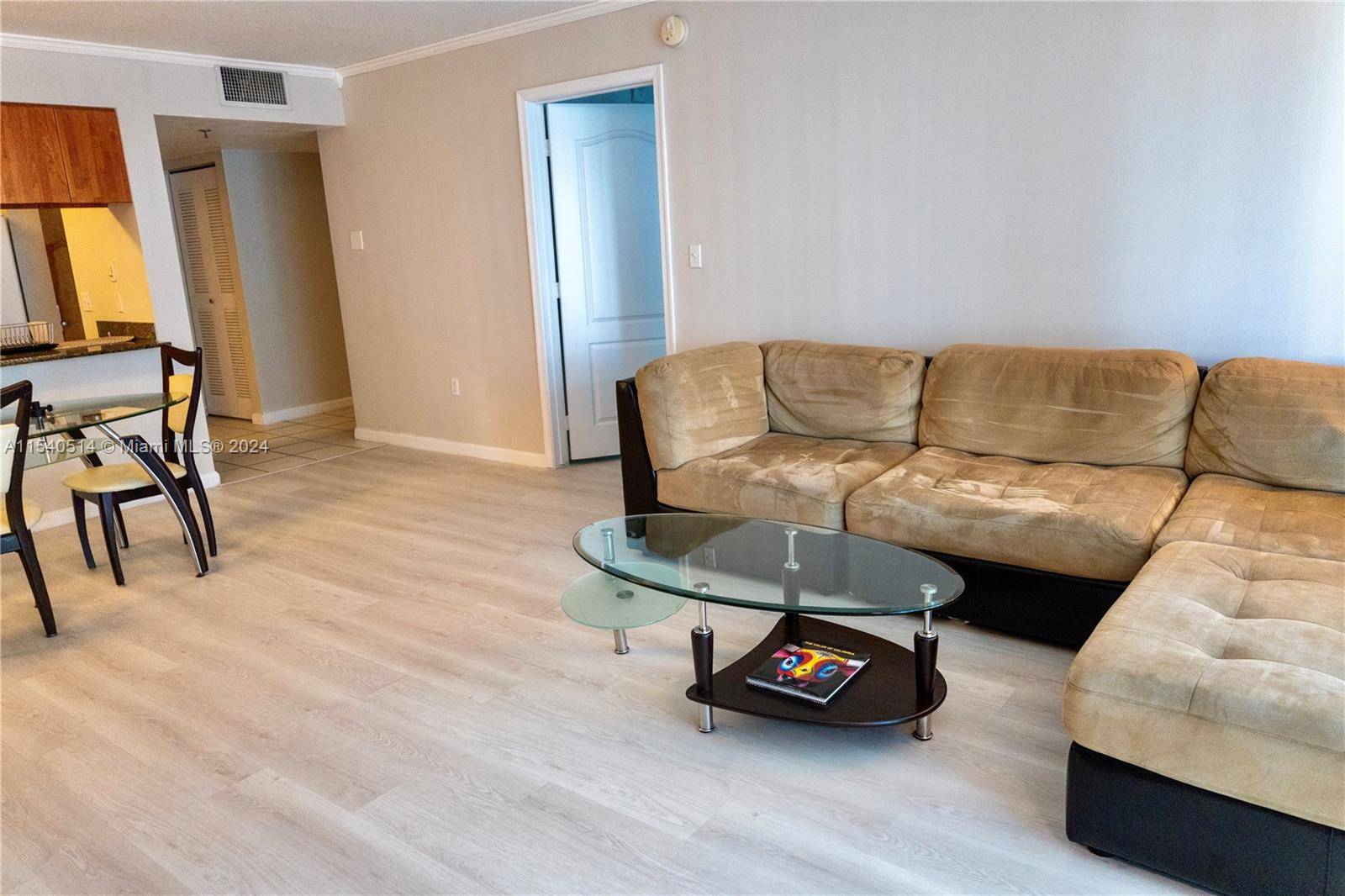 Spacious fully furnished 1 bedroom 1 bathroom available in the heart of brickell.
