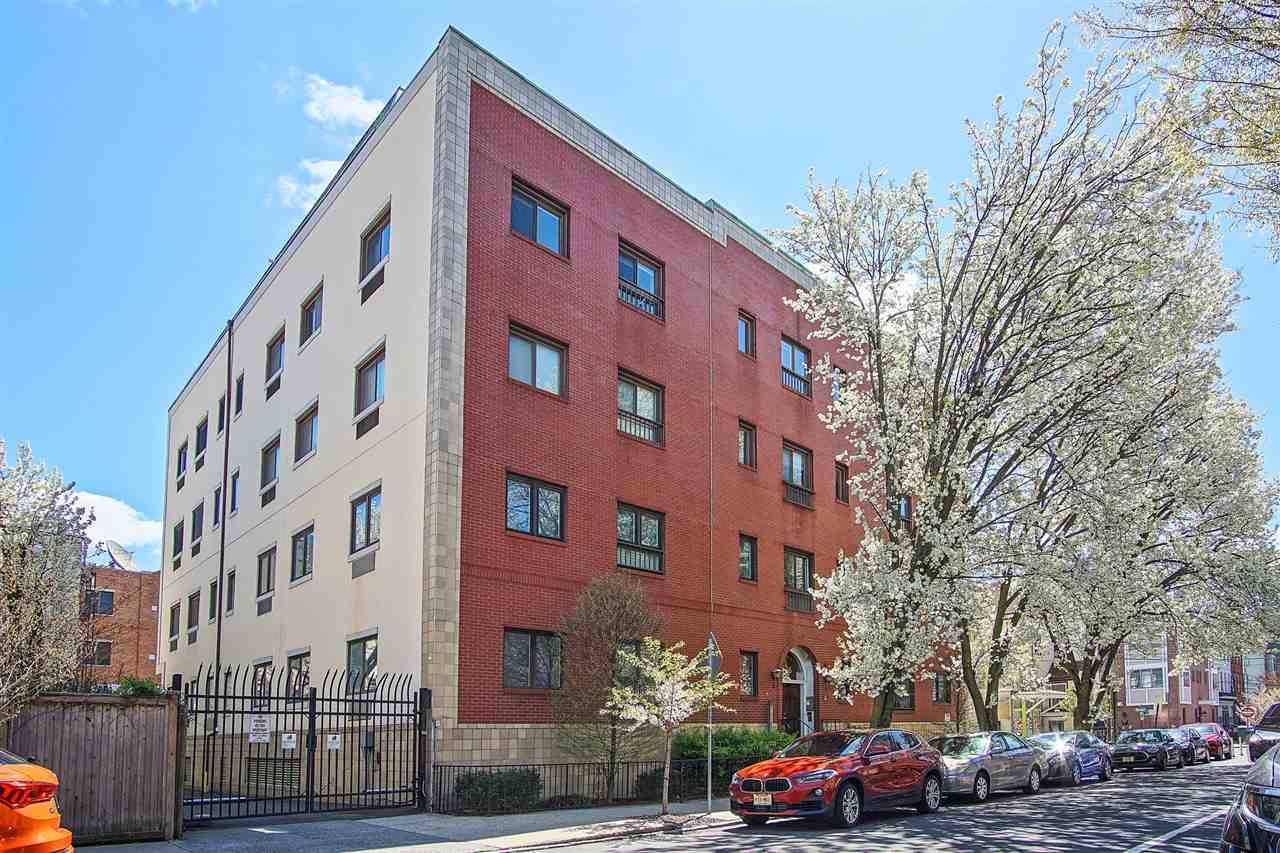 476 MONMOUTH ST Condo New Jersey