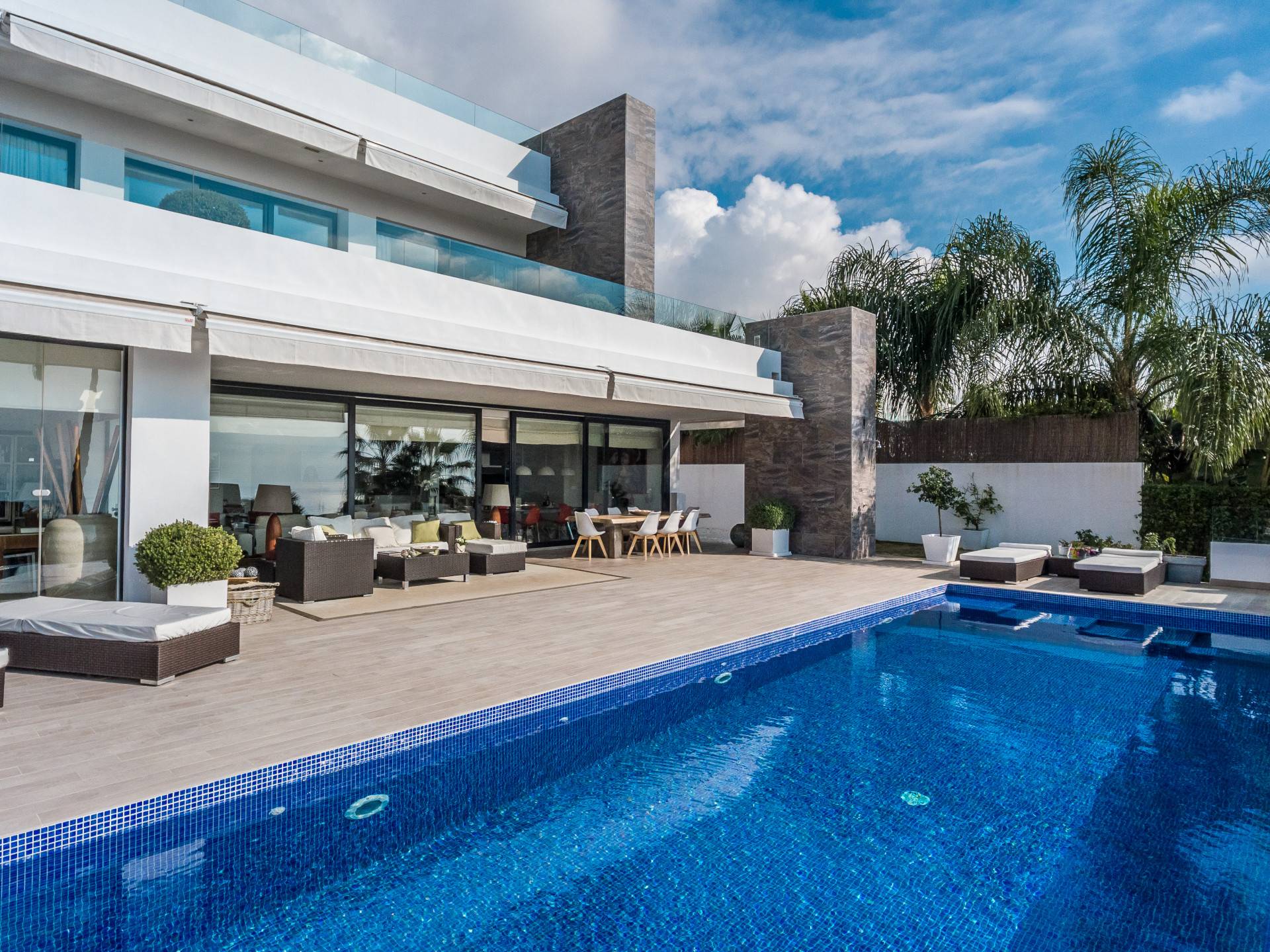 Outstanding in its innovative design and excellent materials, this contemporary home is located boarding Sierra Blanca, in a prestigious gated community of villas in Nagueles, one of Marbella s most ...