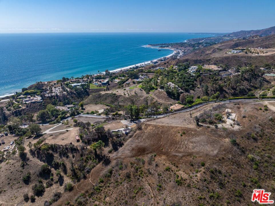22105   Carbon Mesa Rd Malibu La
