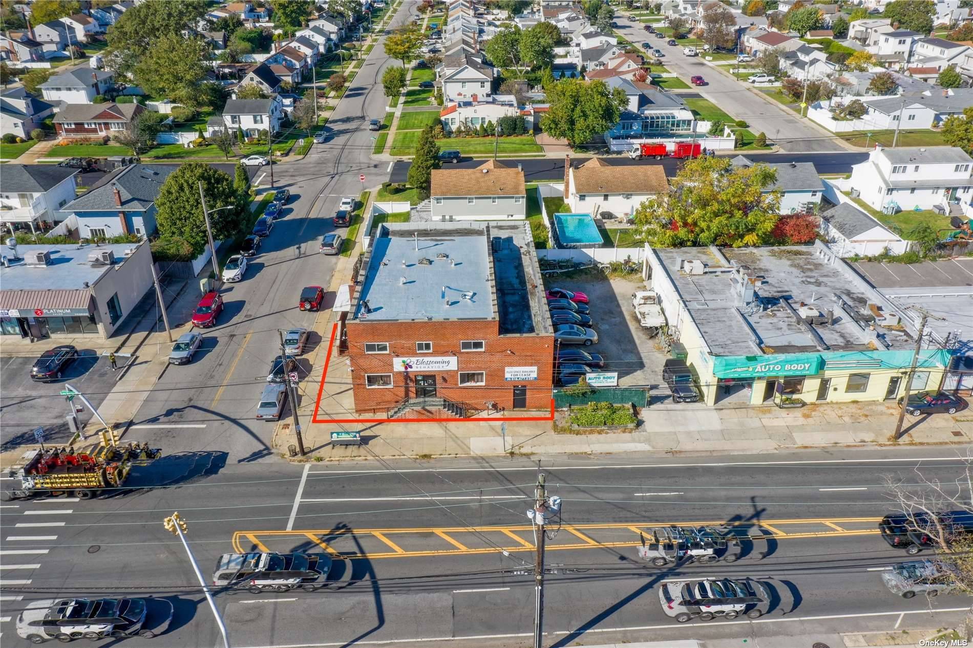 Excellent Investment Opportunity to own a Mixed Use Commercial property in Oceanside, NY !