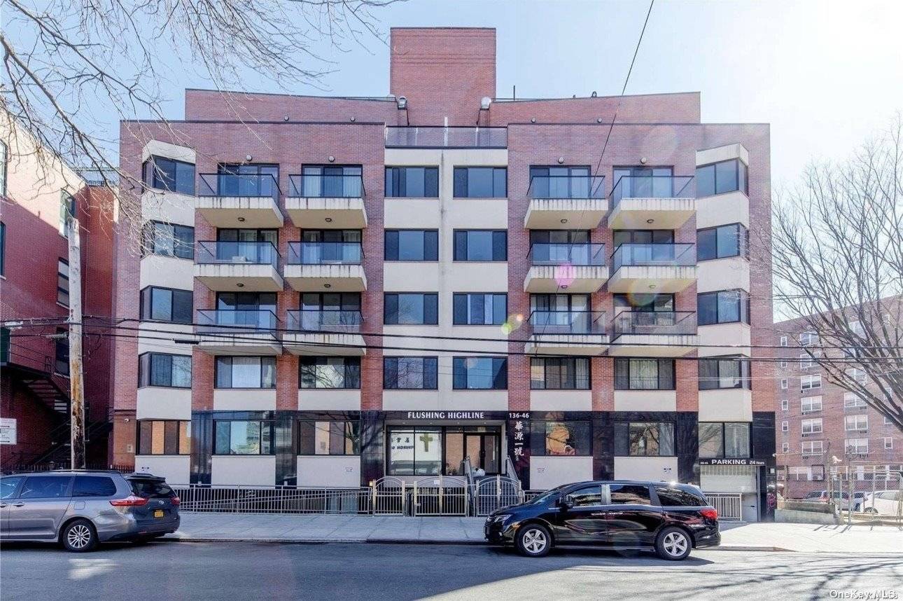 Young Luxury Condo in the most convenient location of downtown Flushing.