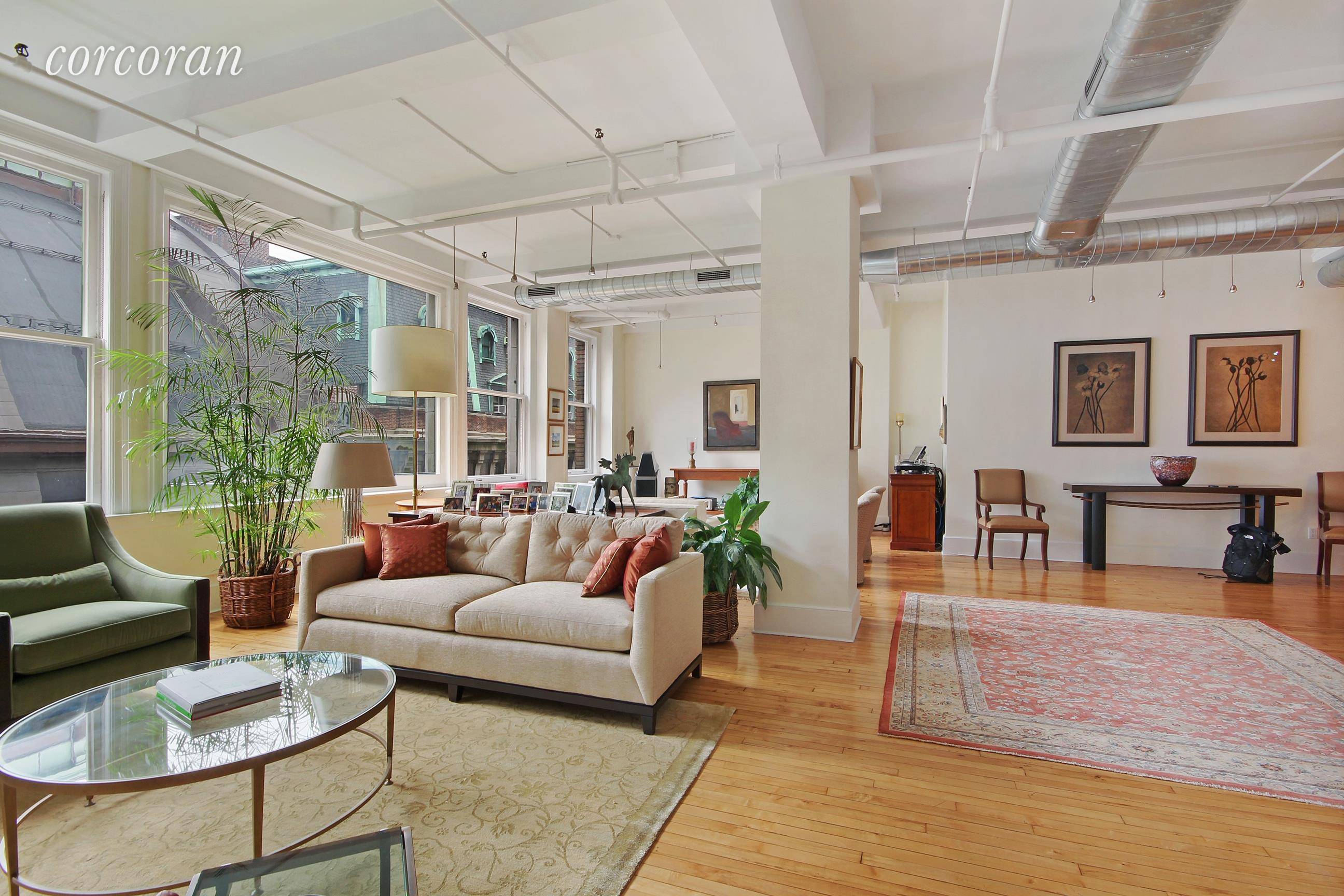 A rare find ! Perfectly located just over one block from the vibrant and beautiful Madison Square Park, this gracious loft like apartment has more than 4, 000 square feet ...