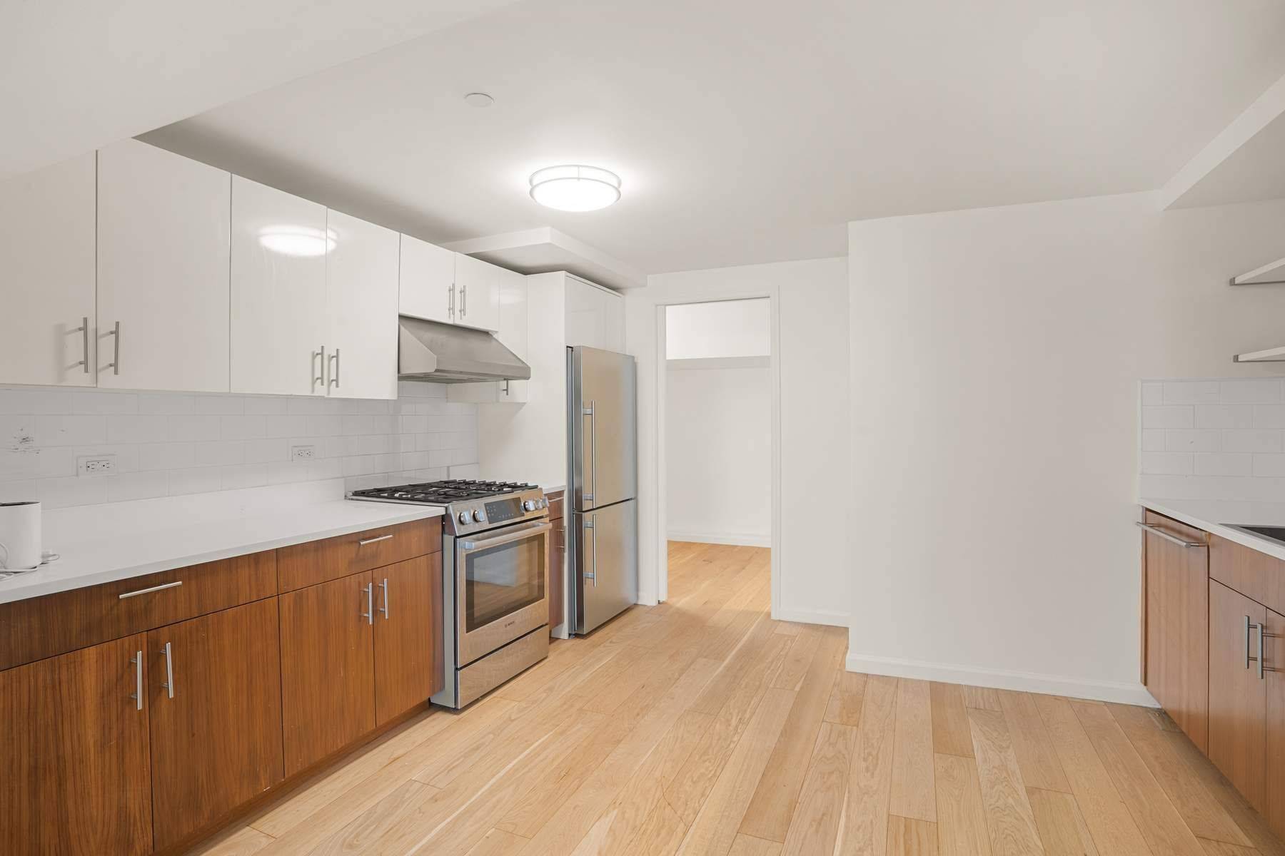 Rarely available and highly sought after, Residence 11L at the Downtown Club Condominium is a fully gut renovated duplex offering nearly 1, 850 square feet of bright, open loft living.