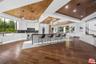 Kitchen/Lounge Area