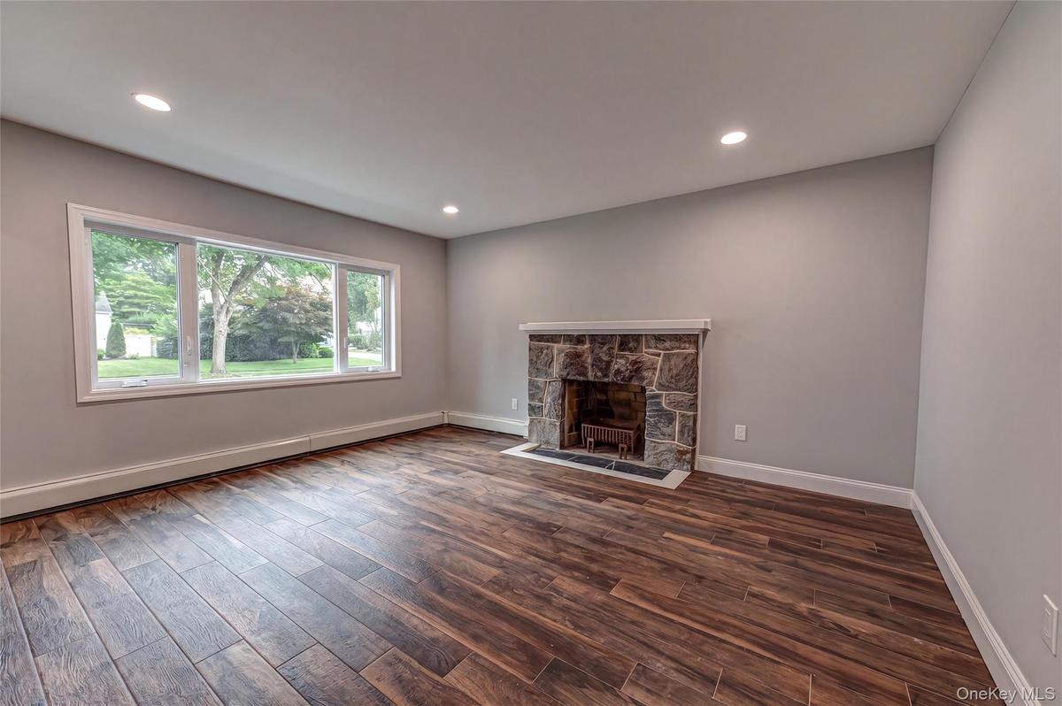 Large Living Room