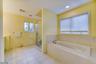 In-law suite BA tub & shower