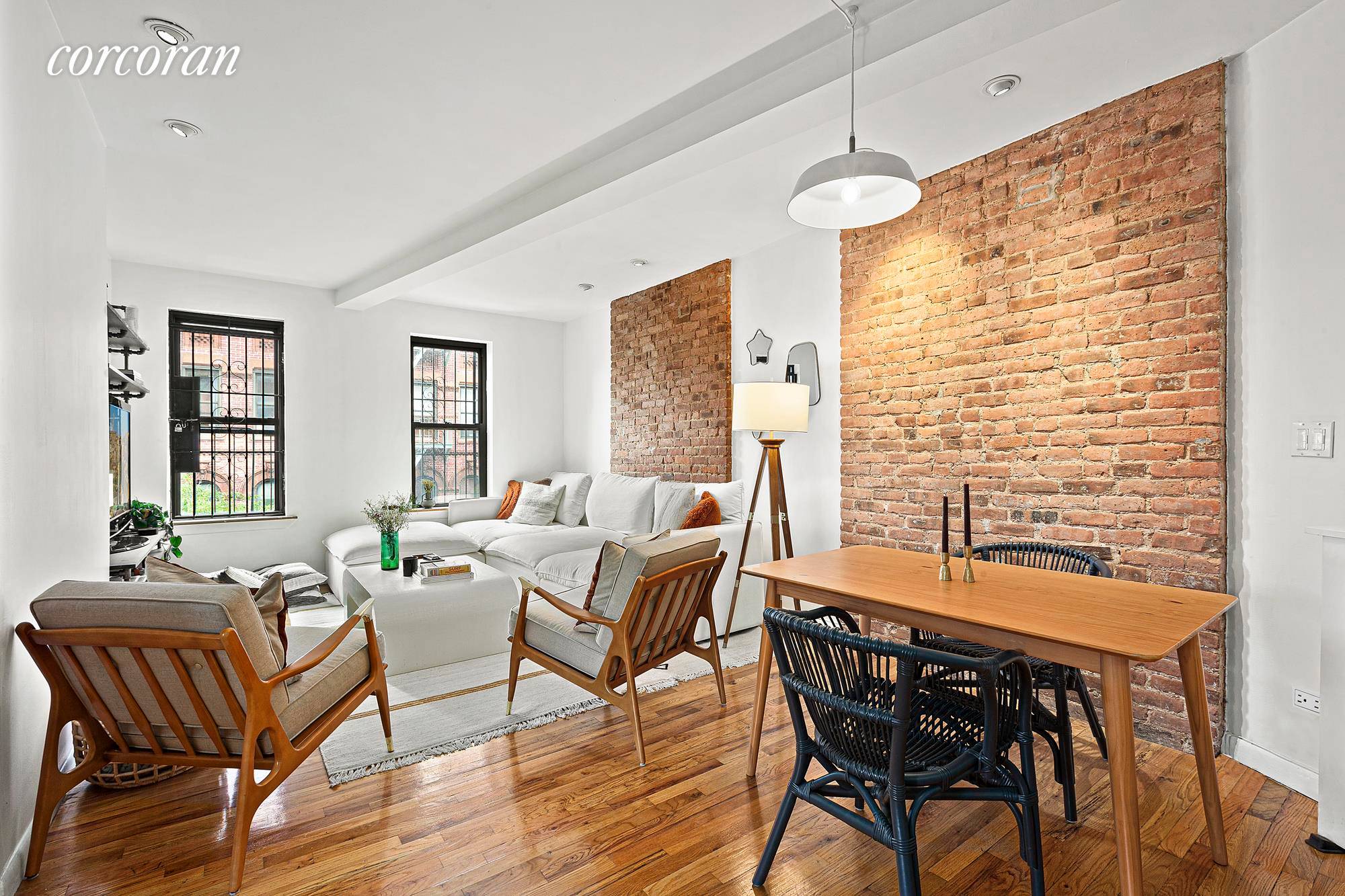 Beautifully renovated and move in ready condition this stylish Lower East Side two bedroom has an abundance of natural light.
