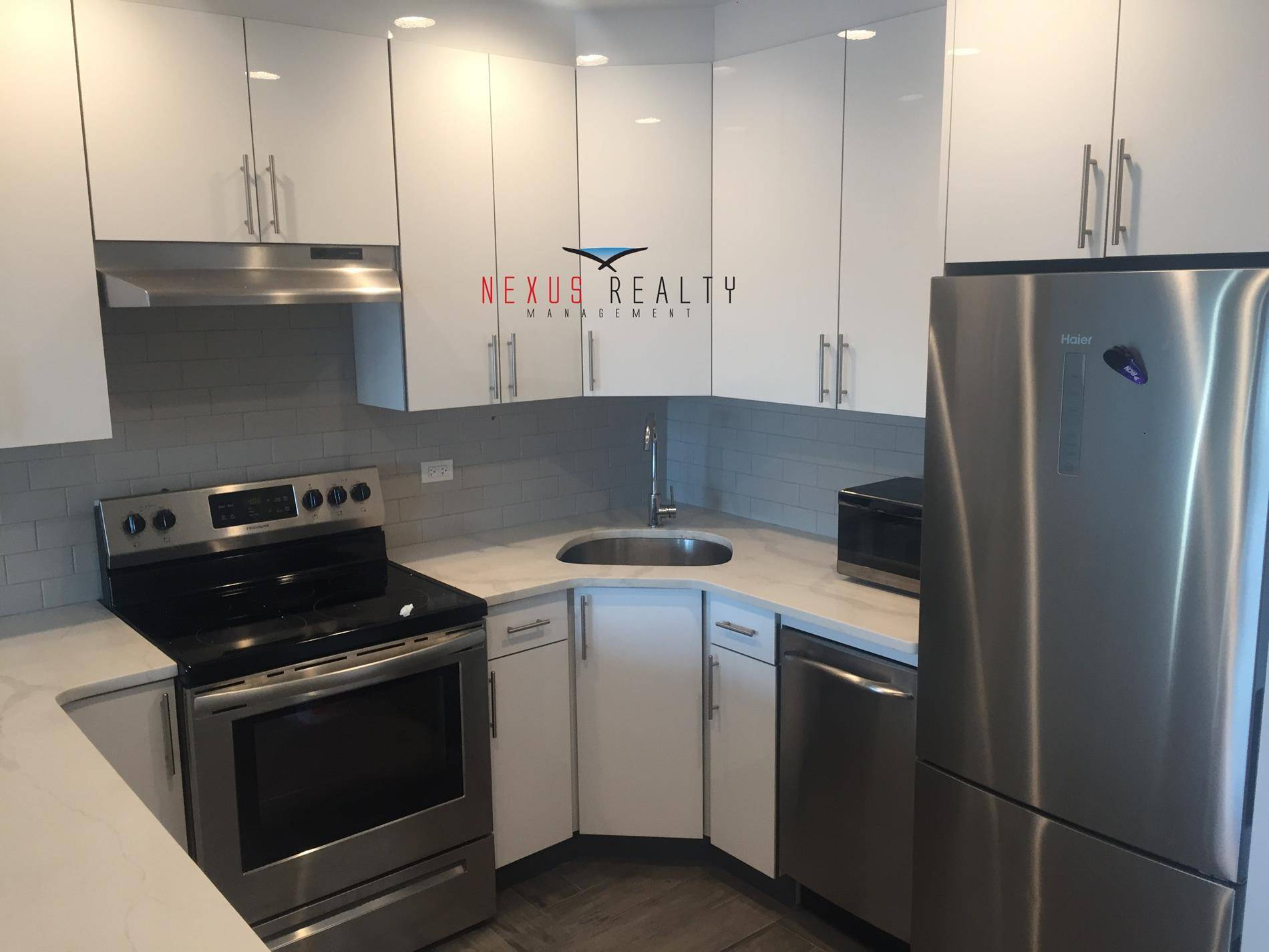 BRAND NEW 1 Bedroom apartment in Astoria 2400 NO BROKERS FEEAmazing and modern 1 bedroom apartment on the 3rd floor of The Grayson building with great closet space and lots ...