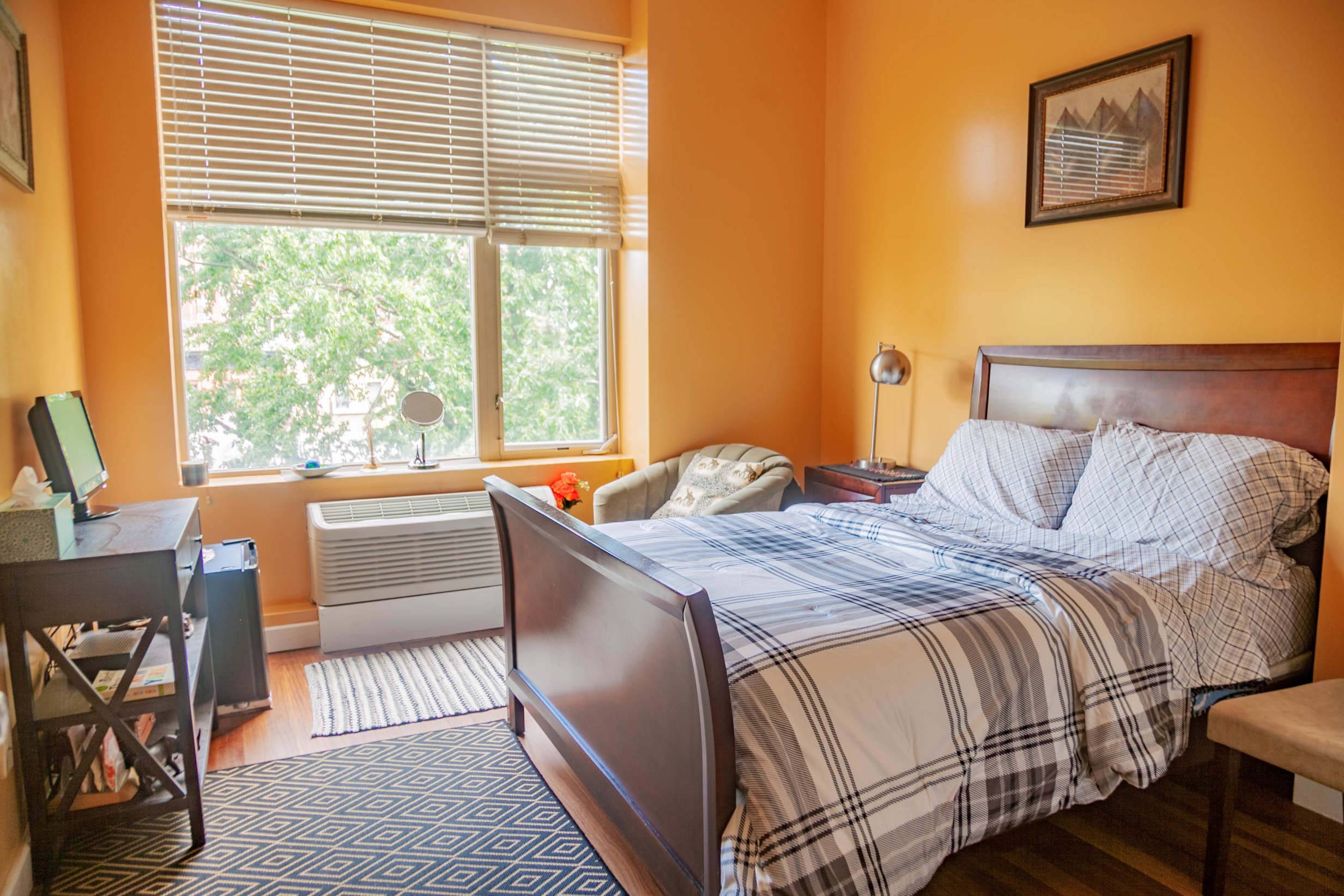 Amazing furnished one bedroom room rental available at the Mirada !