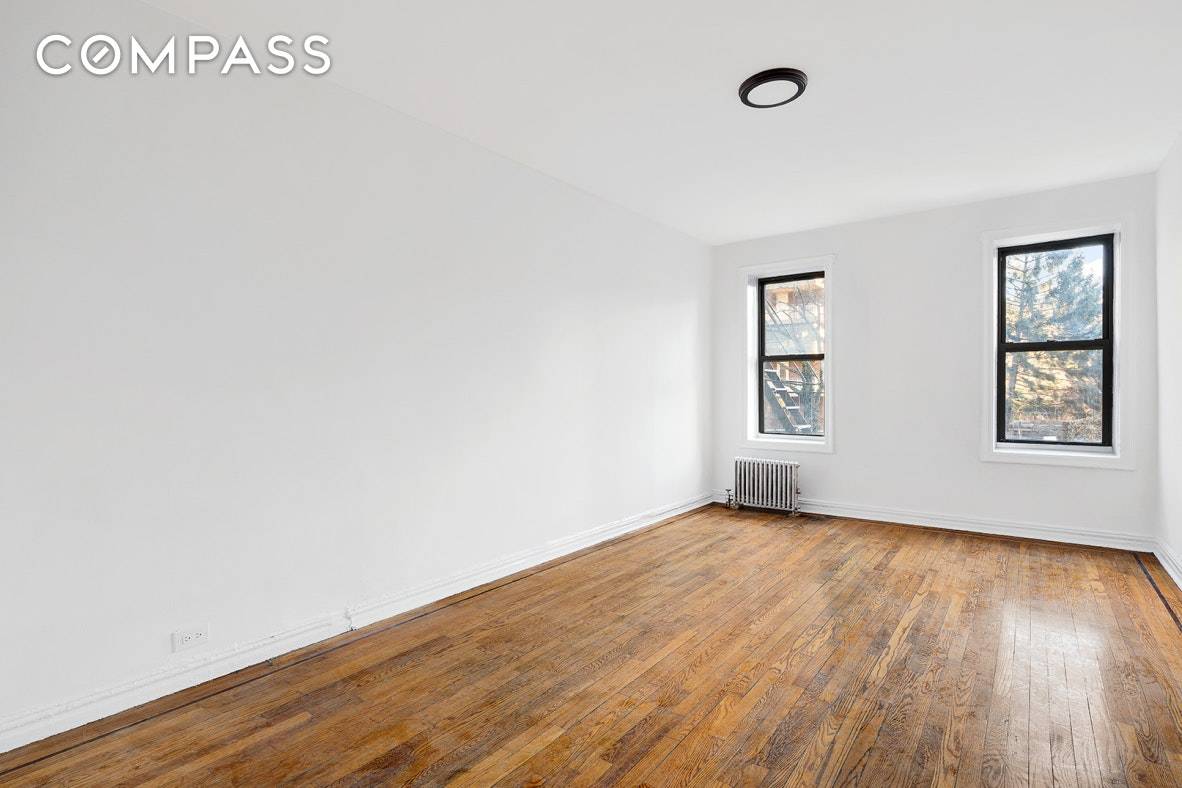 STUNNING BROOKLYN CHIC CONVERTIBLE 2BR ON THE PARK !