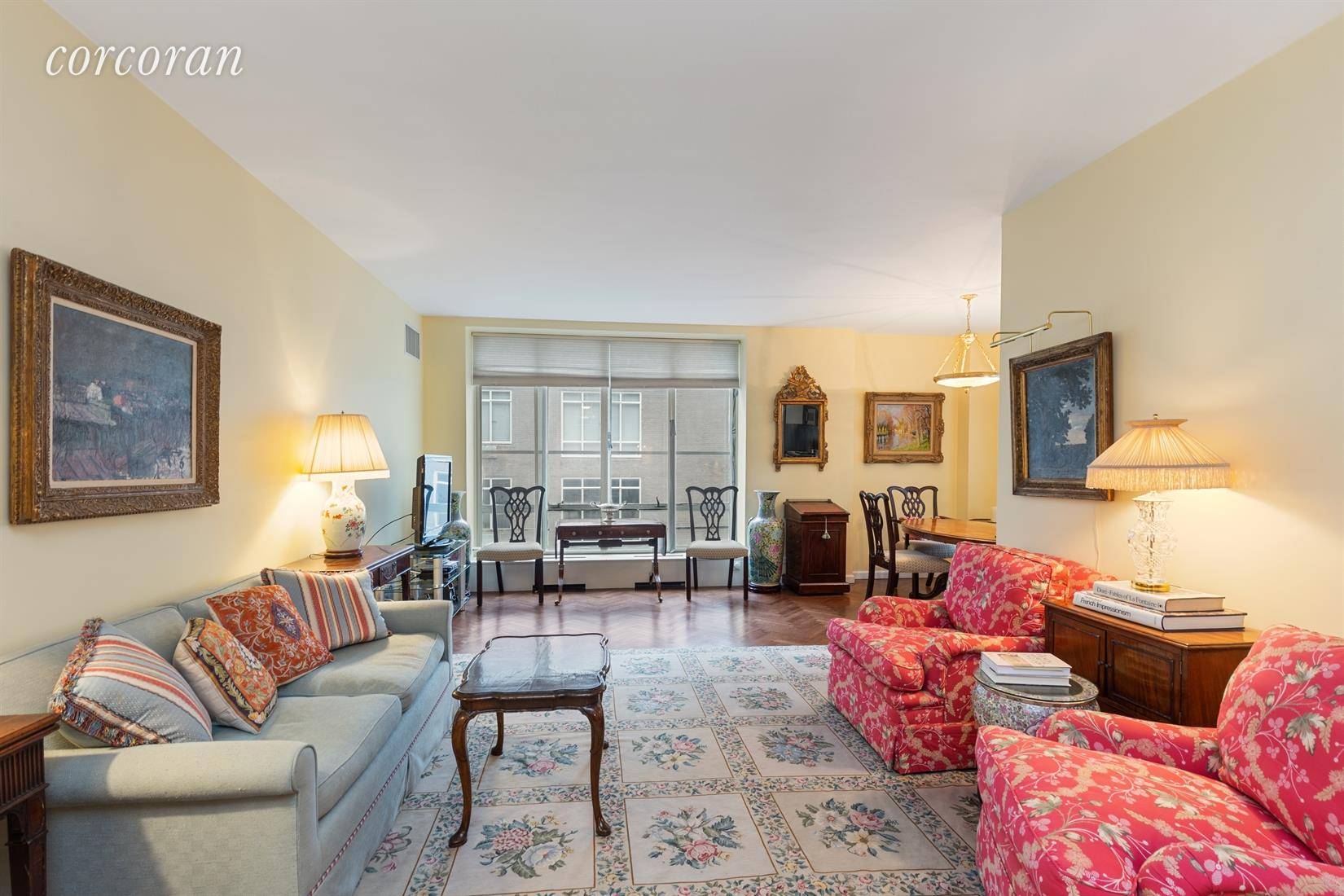 New to the market. This is a spacious one bedroom, one and a half bathroom apartment in one of the most sophisticated co operatives in Manhattan.