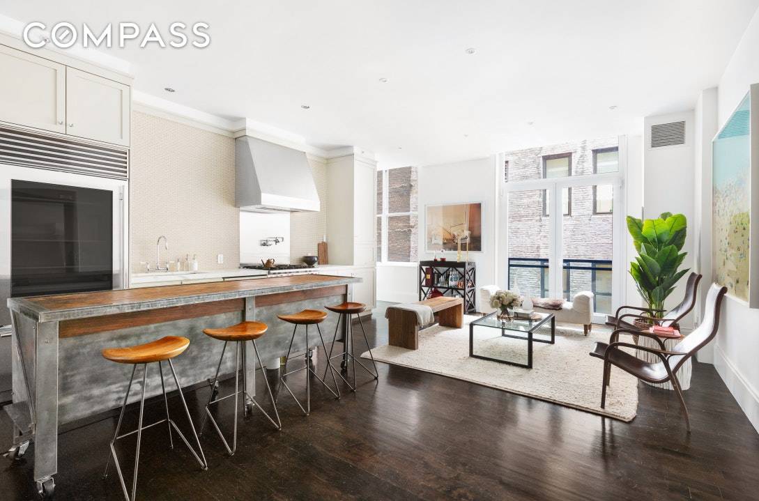 Available immediately. This one bed convertible two bedroom pre war loft is located in one of the most architecturally stunning buildings on lower Fifth Avenue.