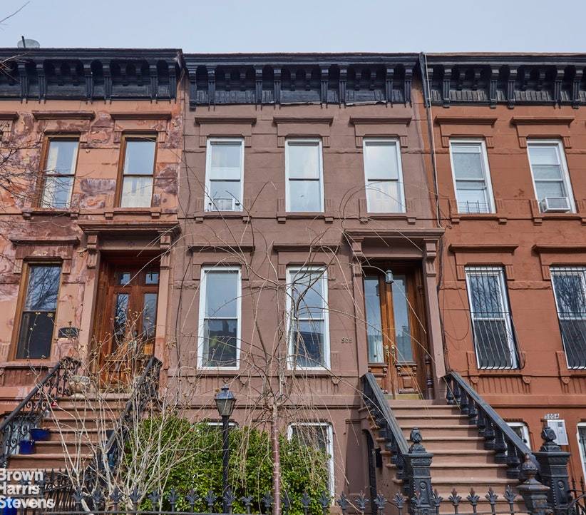 505 Monroe Street is an historic two family home in Bedford Stuyvesant, Brooklyn that exudes comfort and tranquility with its warm touches and sun drenched rooms.