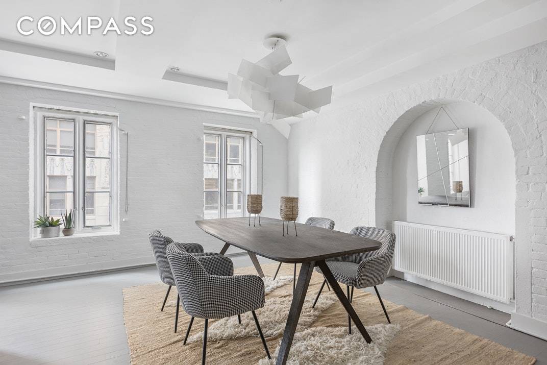Welcome to the best valued apartment in downtown NYC 1170 SF Originally constructed in the early 1900s as a printing factory, this apartment truly provides classic loft living in a ...