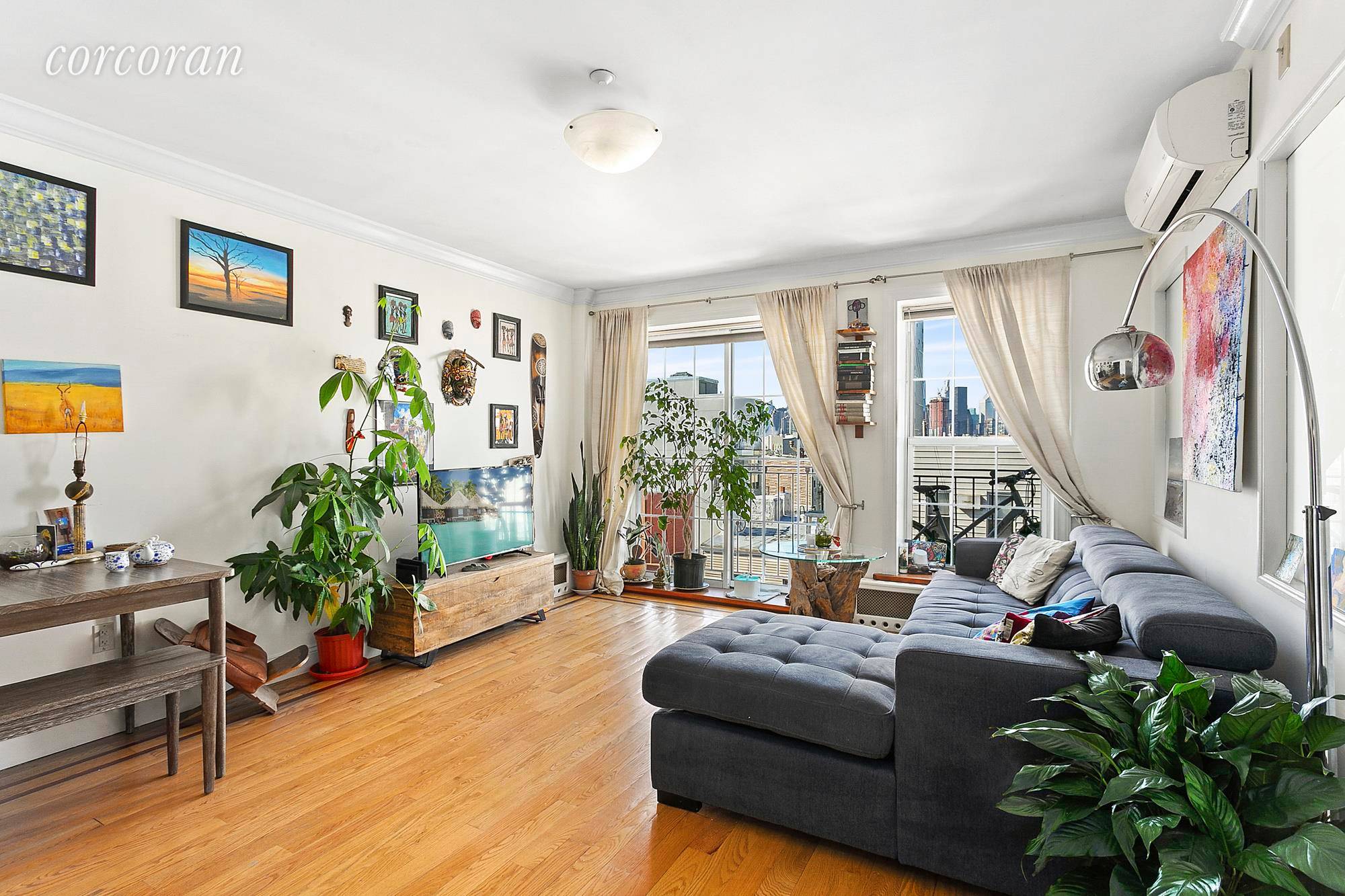 Cash Deals Only Welcome home to a 690 SF one bedroom condo on Calyer Street, in the heart of Greenpoint !