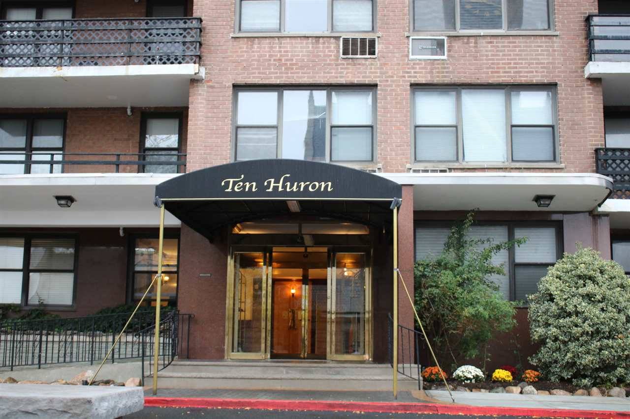 10 HURON AVE New Jersey