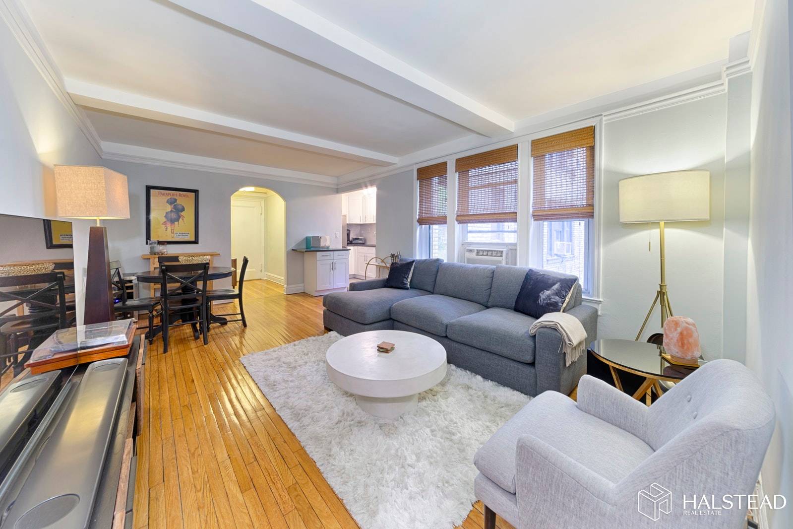 BACK ON THE MARKET ! Welcome to one of the largest and most peaceful one bedrooms in Midtown !