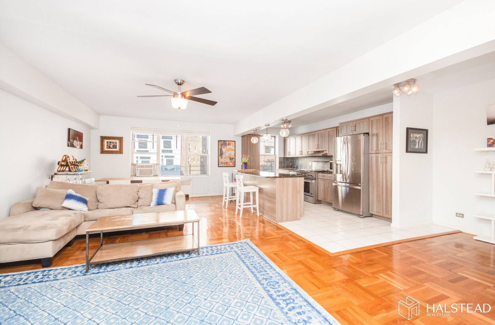 New 3 bed 2 bath listing in Central Riverdale.
