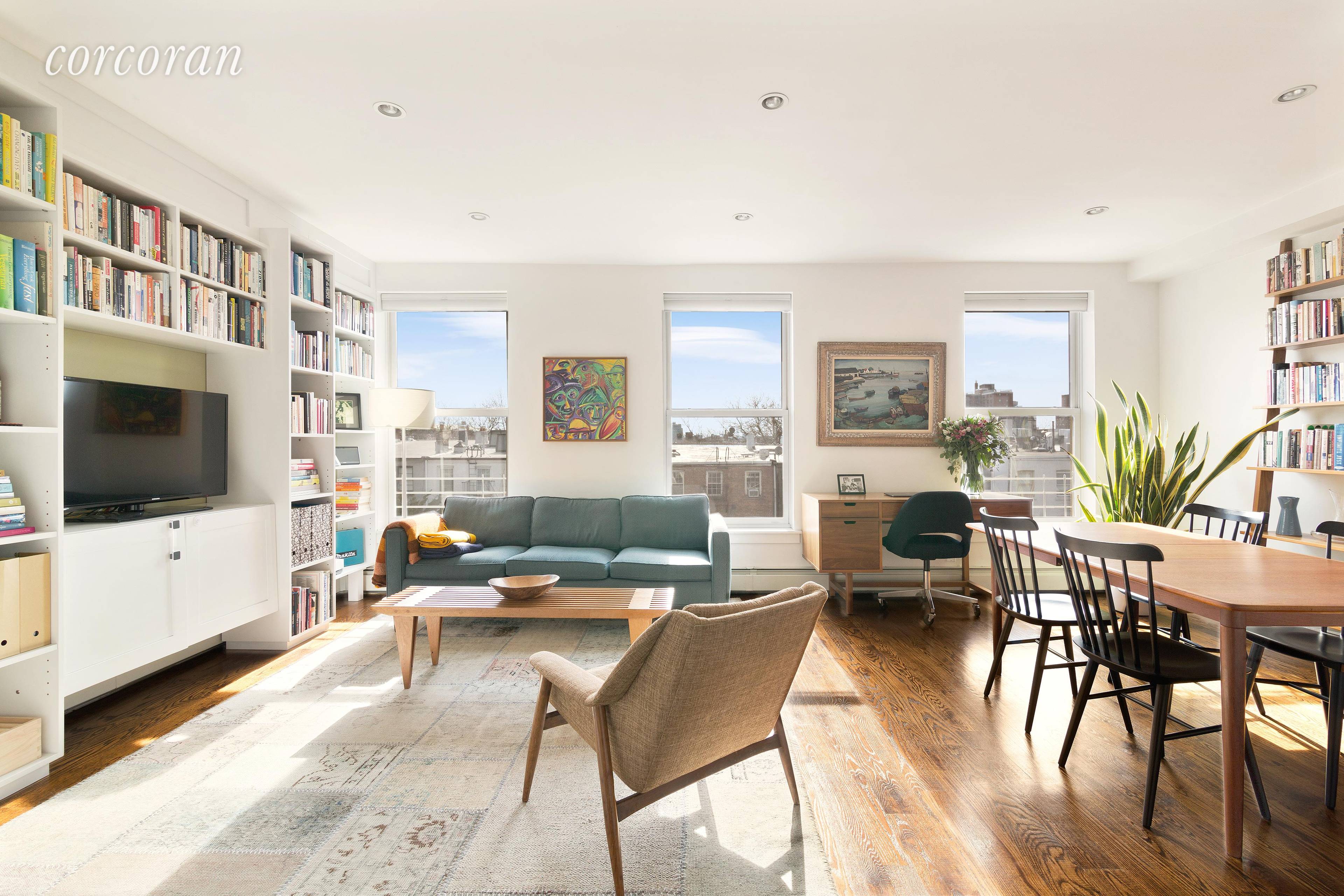 In the heart of Boerum Hill on gorgeous Pacific Street, this immaculate condominium residence with private roof deck offers the dream combination contemporary layout and modern finishes in a historic ...