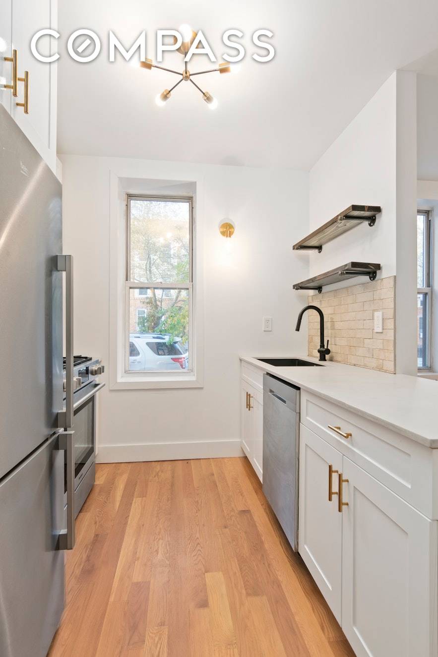 No Fee ! Recently renovated 3 bedroom home on one of Sunnyside's most charming streets.