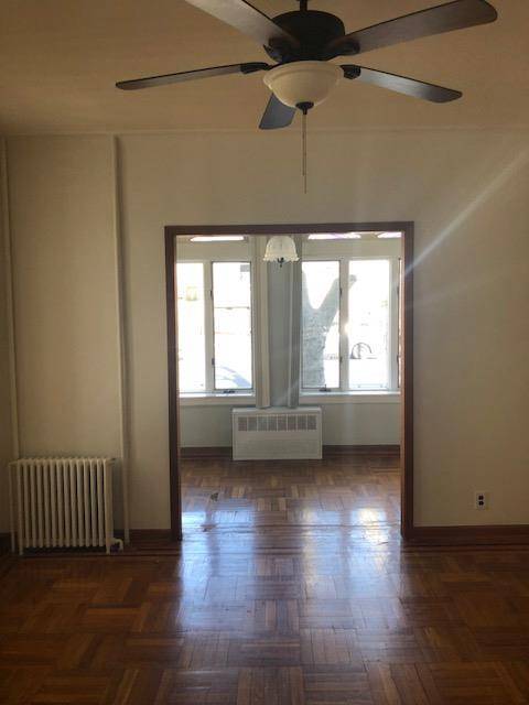 Don t miss your opportunity to live in this large full floor apartment with great light.